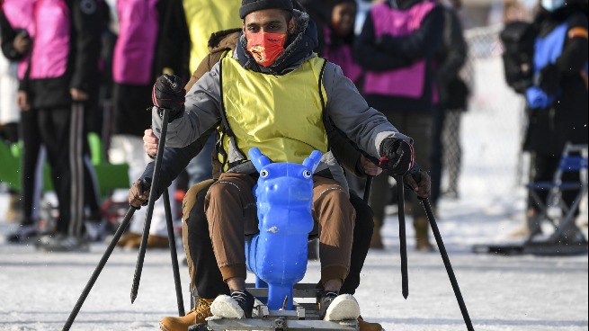 International students warm to winter sports fun - Vimarsana News