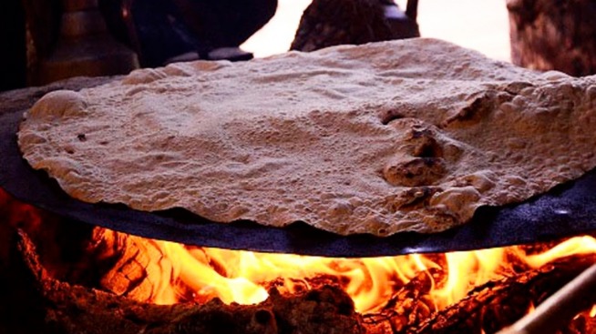 Lavash – Traditional culture of baking and sharing thin flatbread in Azerbaijan recognized by UNESCO - Vimarsana News