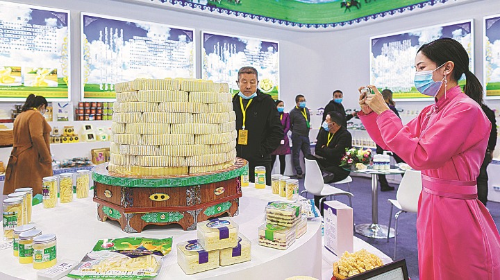 Enterprises envision pretty pictures as nation says 'cheese' more often - Vimarsana News