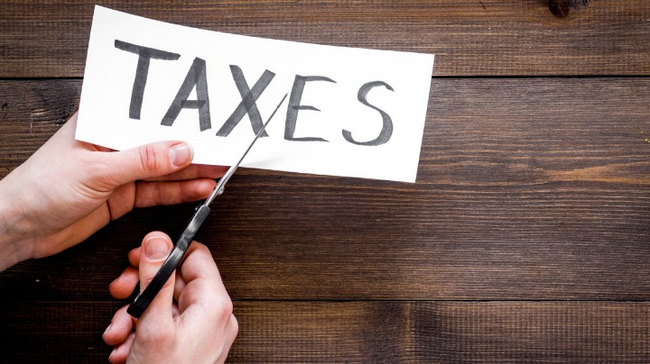 China to scale up tax and fee cuts in 2022 - Vimarsana News