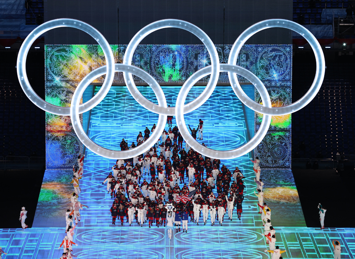 Greece begins parade of athletes at Olympics - Chinadaily.com.cn