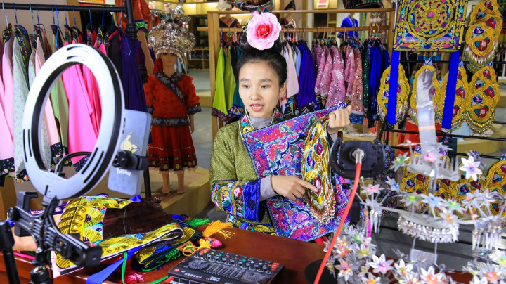 China's flexibly employed reaches 200 million - Vimarsana News