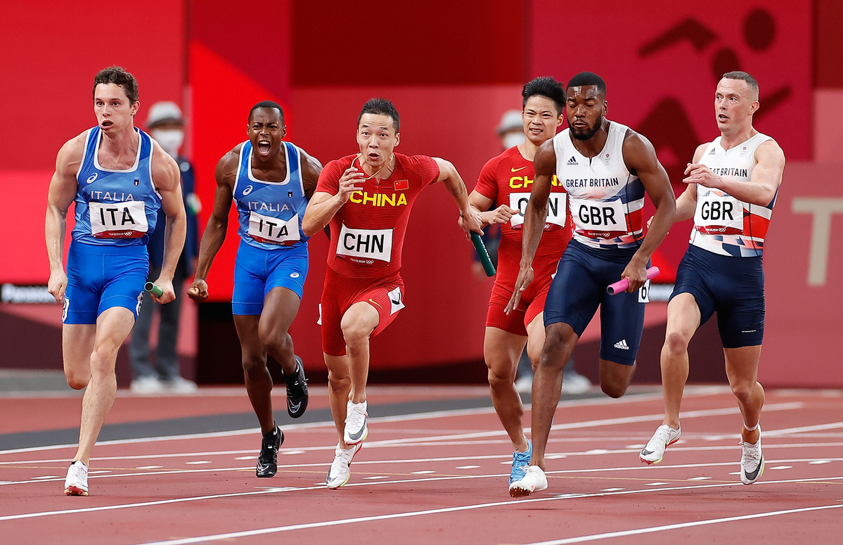 Олимпийские игры эстафета мужчины. Легкая атлетика 400 метров мужчины.