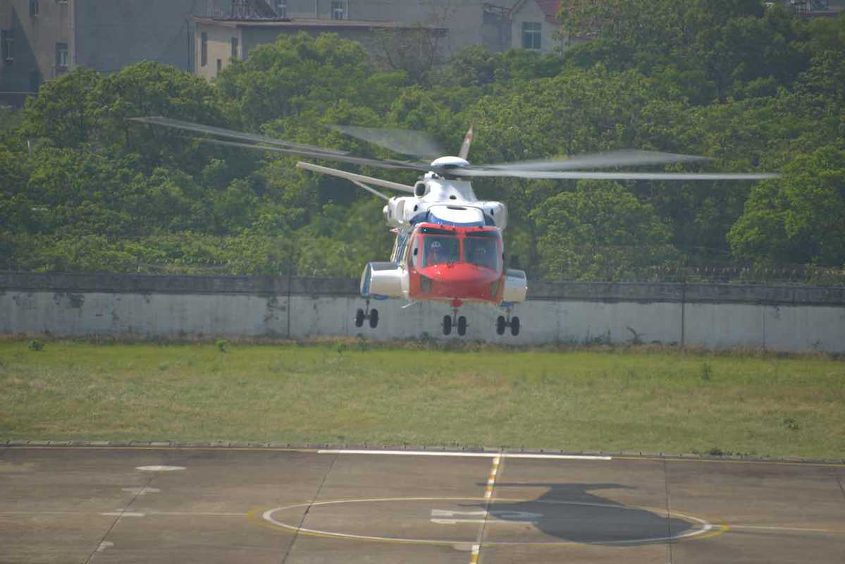 Multipurpose helicopter makes debut flight in Jiangxi