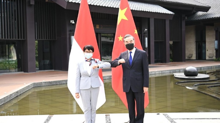 FM talks with Indonesian counterpart on G20, other issues - Vimarsana News