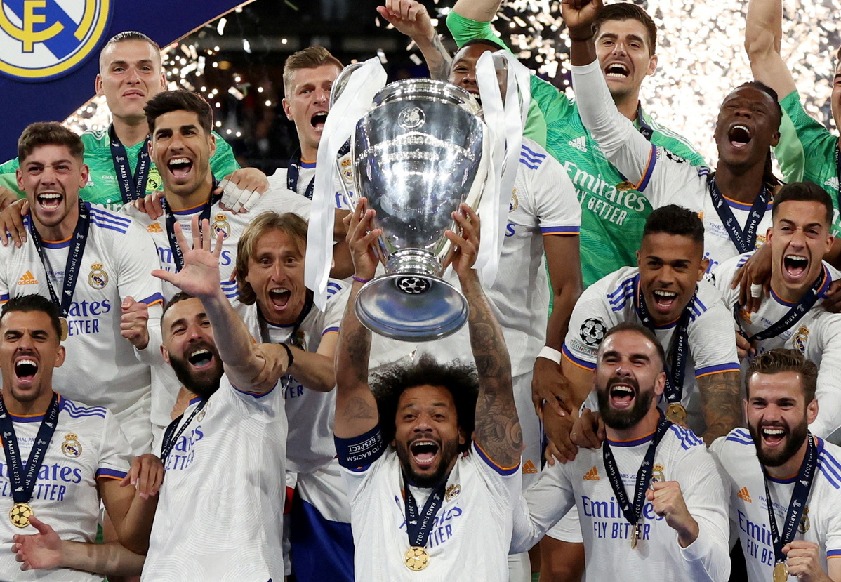 Quadro Real Madrid Escalação Final Champions League (UCL) 2021/2022 -  PlacasFUT