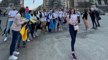 Ukrainian refugees adjusting, with difficulty, to new lives - Vimarsana News