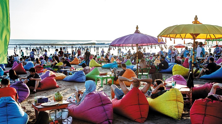 Summit and sun warm up tourism hopes - Vimarsana News