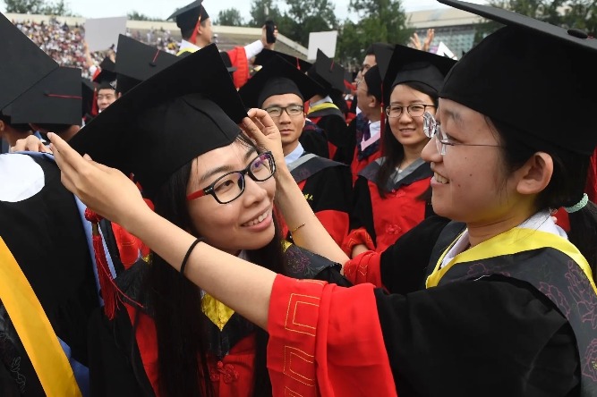 Postgraduate education expanded in past decade - Chinadaily.com.cn