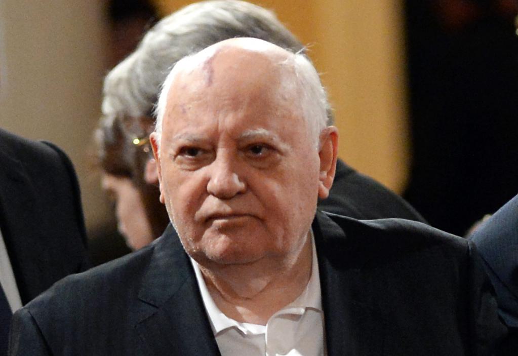 Ex Soviet Leader Mikhail Gorbachev Dies At 91 Cn 