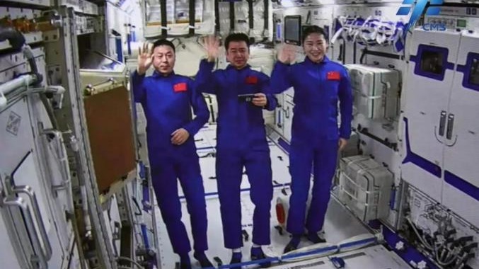 Chinese astronauts talk from space with African youth - Vimarsana News