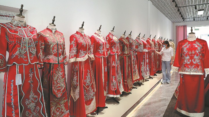 Prospects rosy for Lu'an wedding dresses - Vimarsana News
