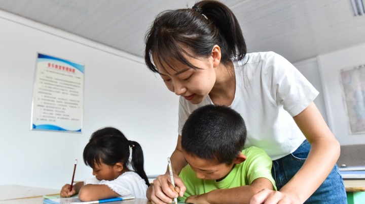 Graduates turn to teaching in search of stable jobs - Vimarsana News