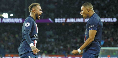 Mbappe scores twice on Parc des Princes return, Marseille