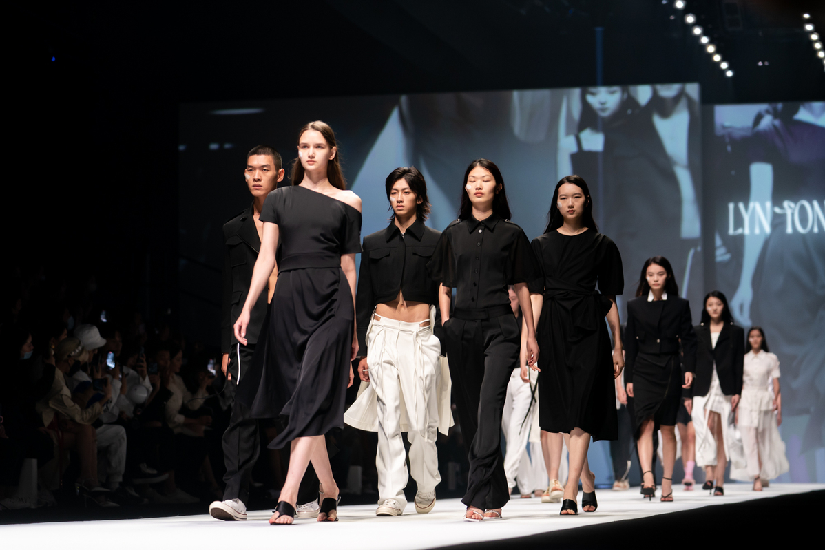 China's fashion brands spotlight environmental awareness - Chinadaily ...