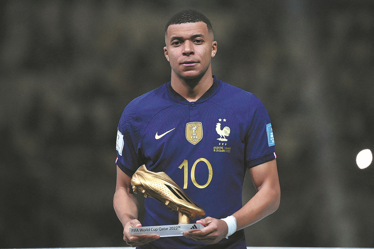 Future looks bright for youthful, Mbappe-led France