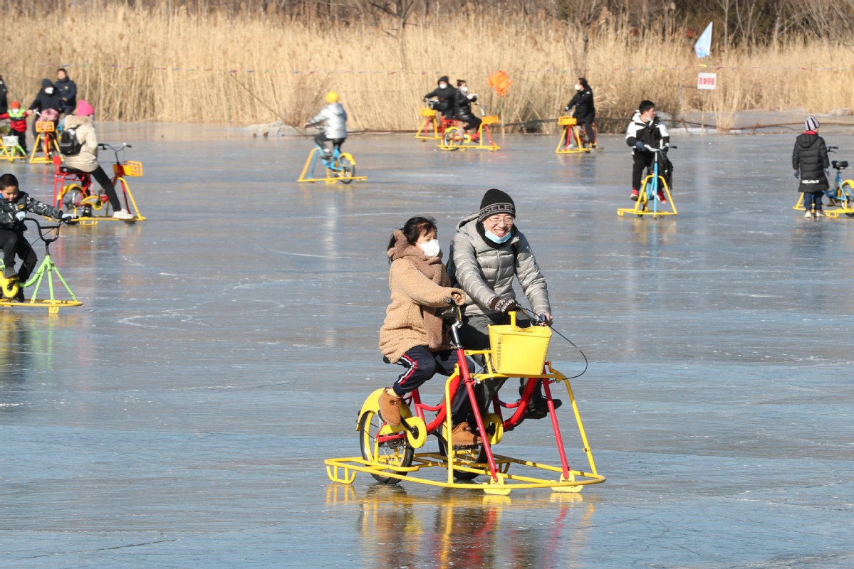 POTRET Turis di Harbin Ice Snow World-Image-5