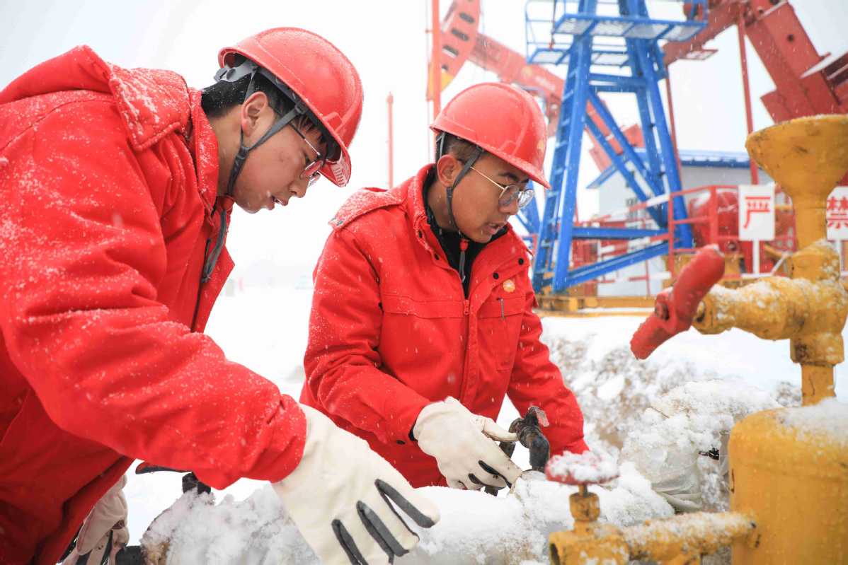 China's Largest Oil-and-gas Field Sets New Output Record - Chinadaily ...