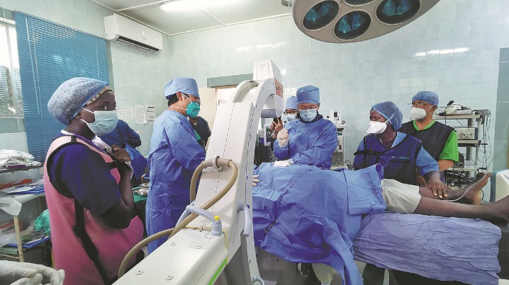 Surgeons perform Gambia's 1st pacemaker operation - Vimarsana News