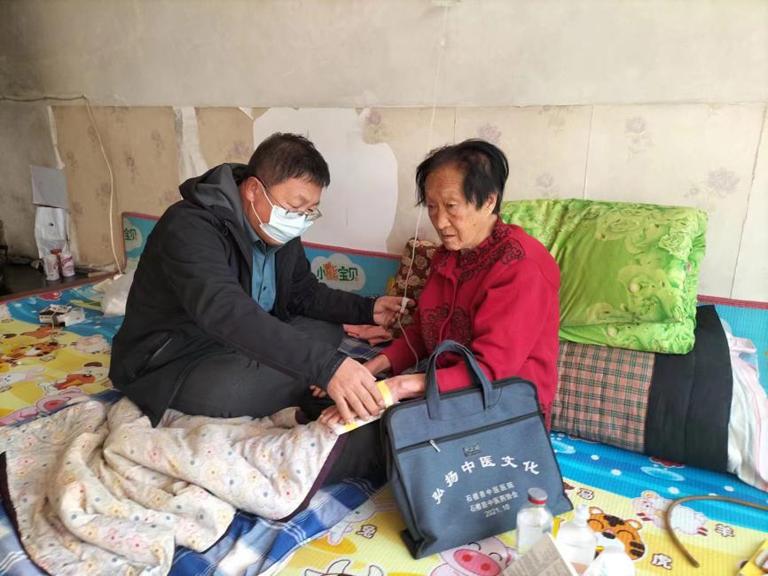 In Shanxi, a doctor delivers a personal touch - Chinadaily.com.cn