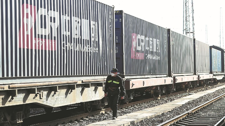 China-Europe railway keeps global supply chain on track - Chinadaily.com.cn
