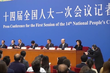 Foreign journalists share views on Premier Li's news conference