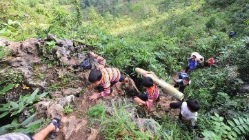 Children in the photos witness changes in China mountain village - Vimarsana News