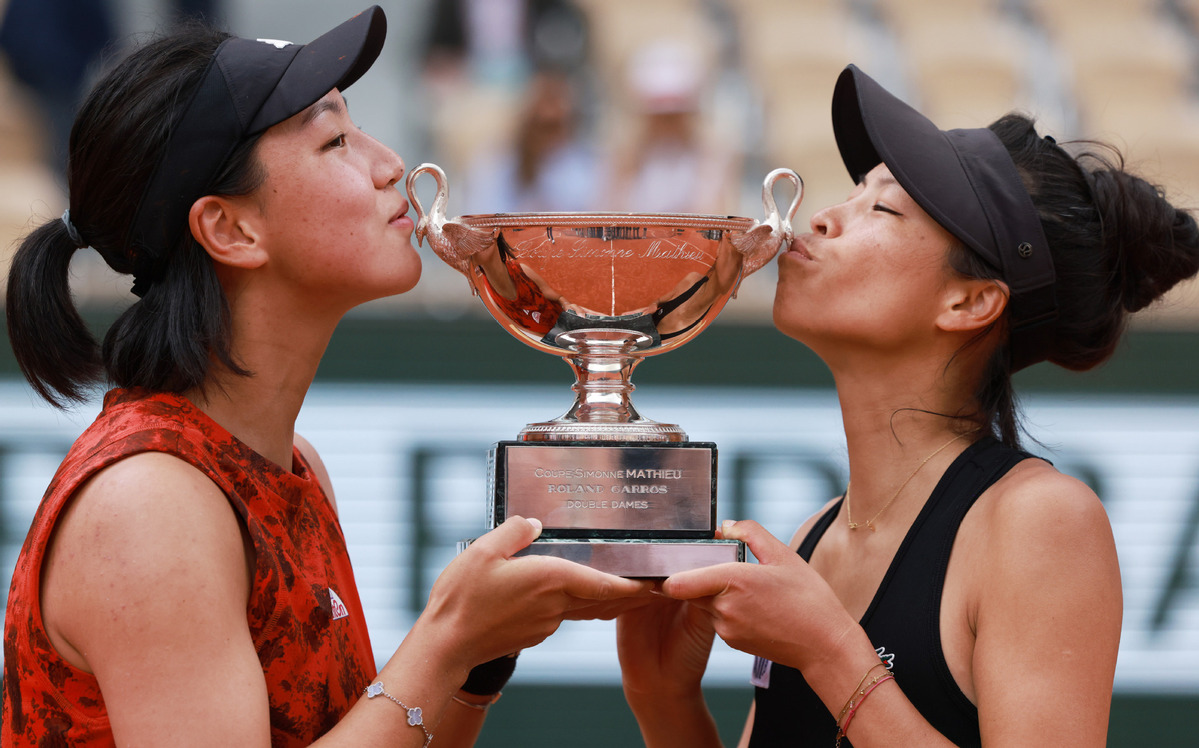 Roland Garros Womens Trophy | 3D model