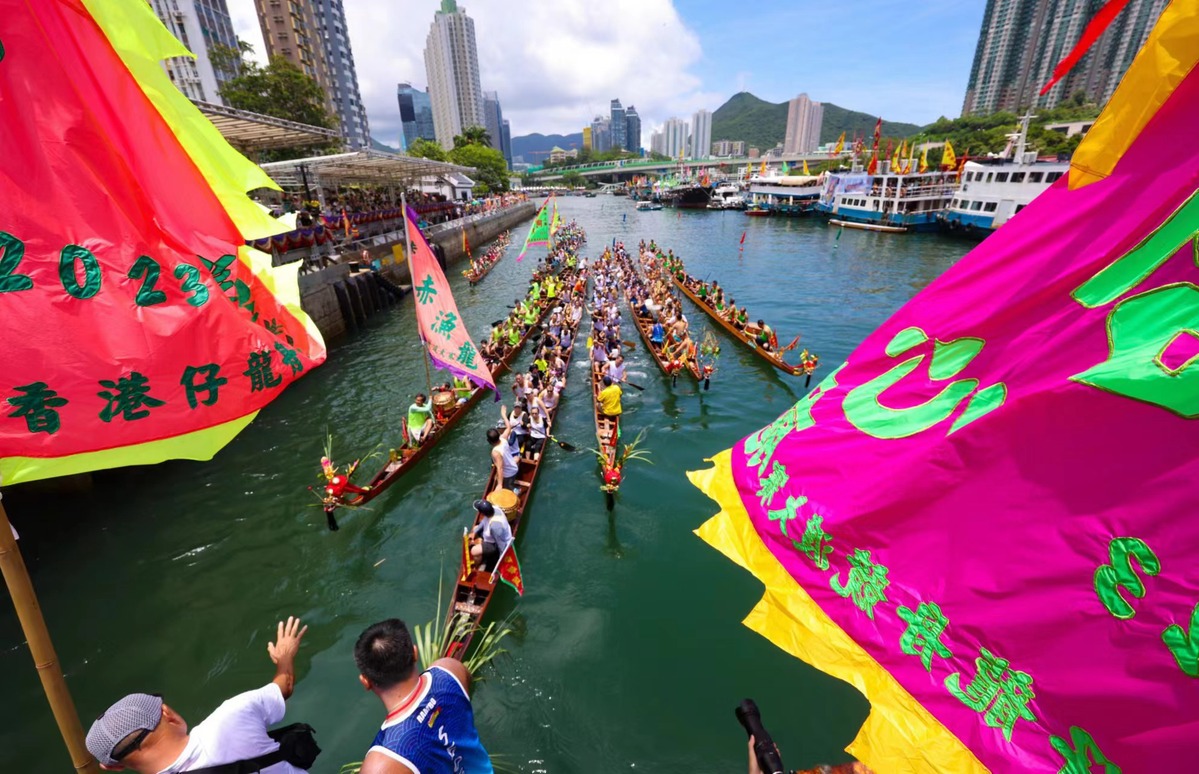 Dragon boat races held in Hong Kong