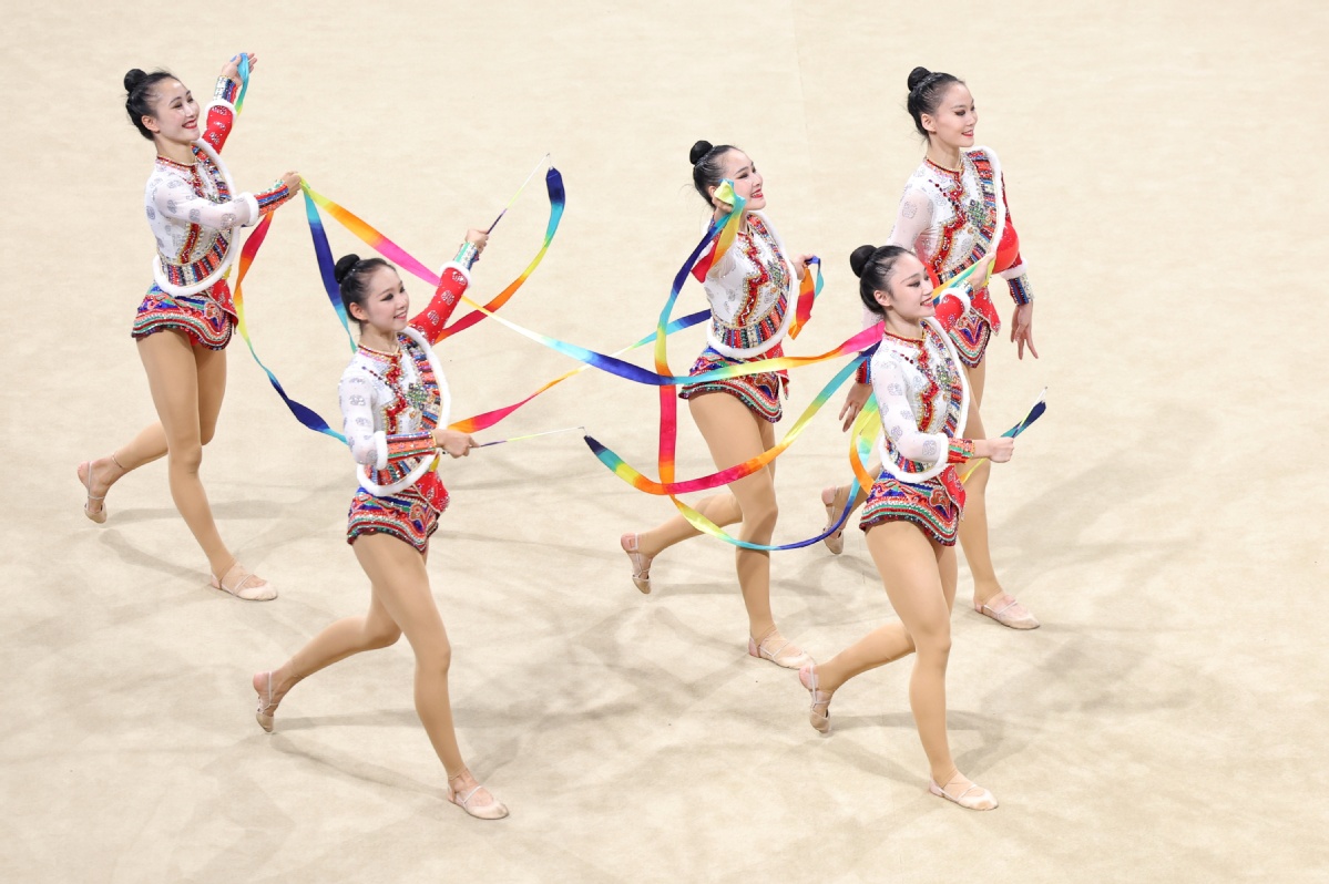China claims rhythmic gymnastics team all-around title 