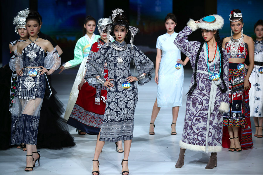 Miss Silk Road competition held in northwestern China - Chinadaily.com.cn