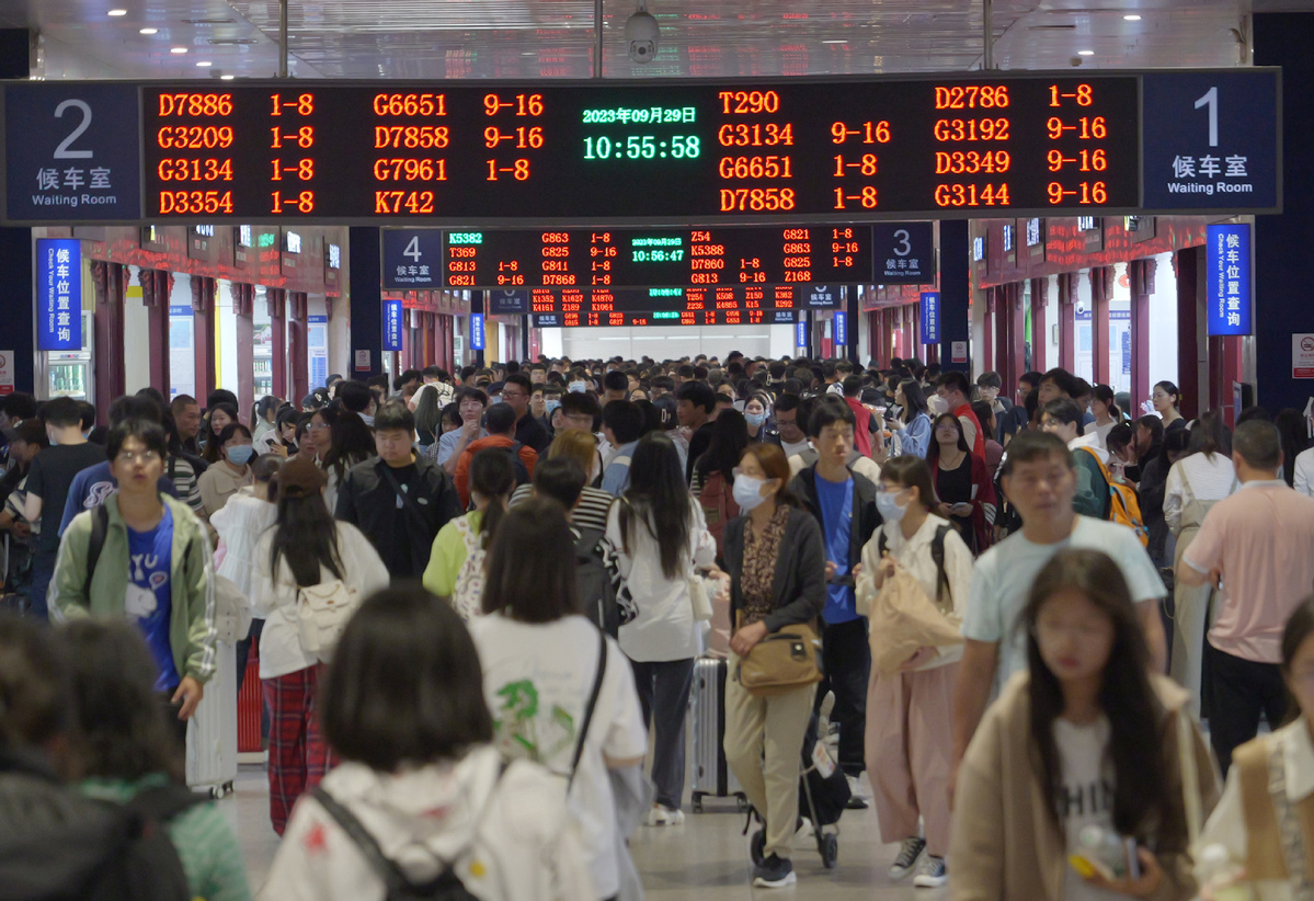 Chinese railways to handle 17.2 mln passenger trips on Sunday