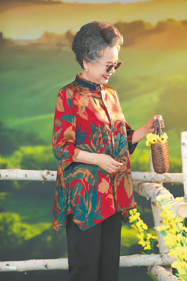 Stylish seniors inspire fashion elite 