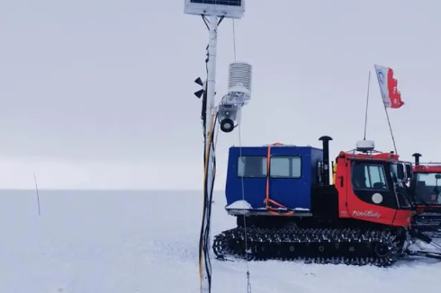 Китай бурит подледное озеро в Антарктиде