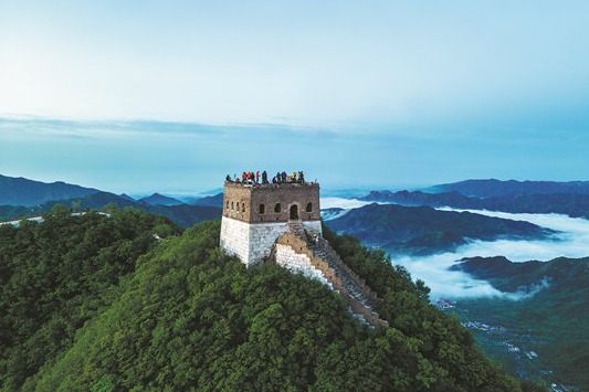 Great Wall restoration teams uncover trove of secrets - Vimarsana News