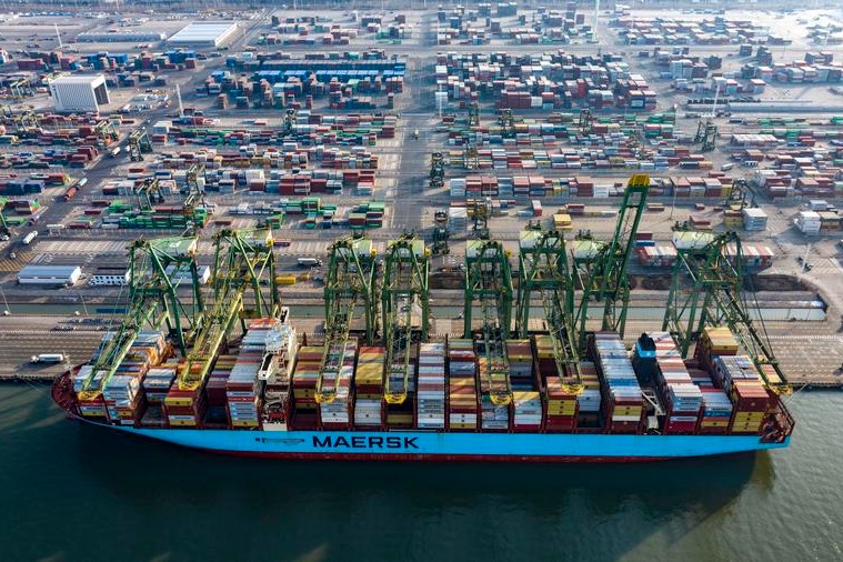 Chinese mainland's largest ship leasing center hits 1,000-vessel mark