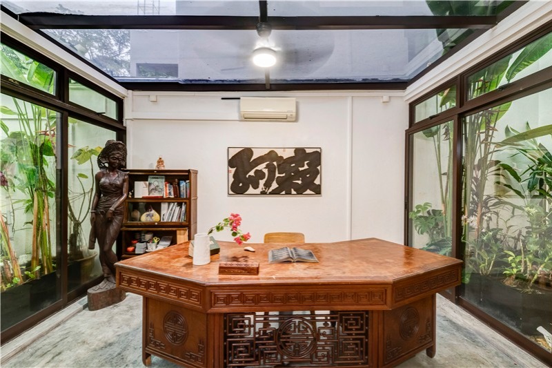 Immersive art project tours Singapore