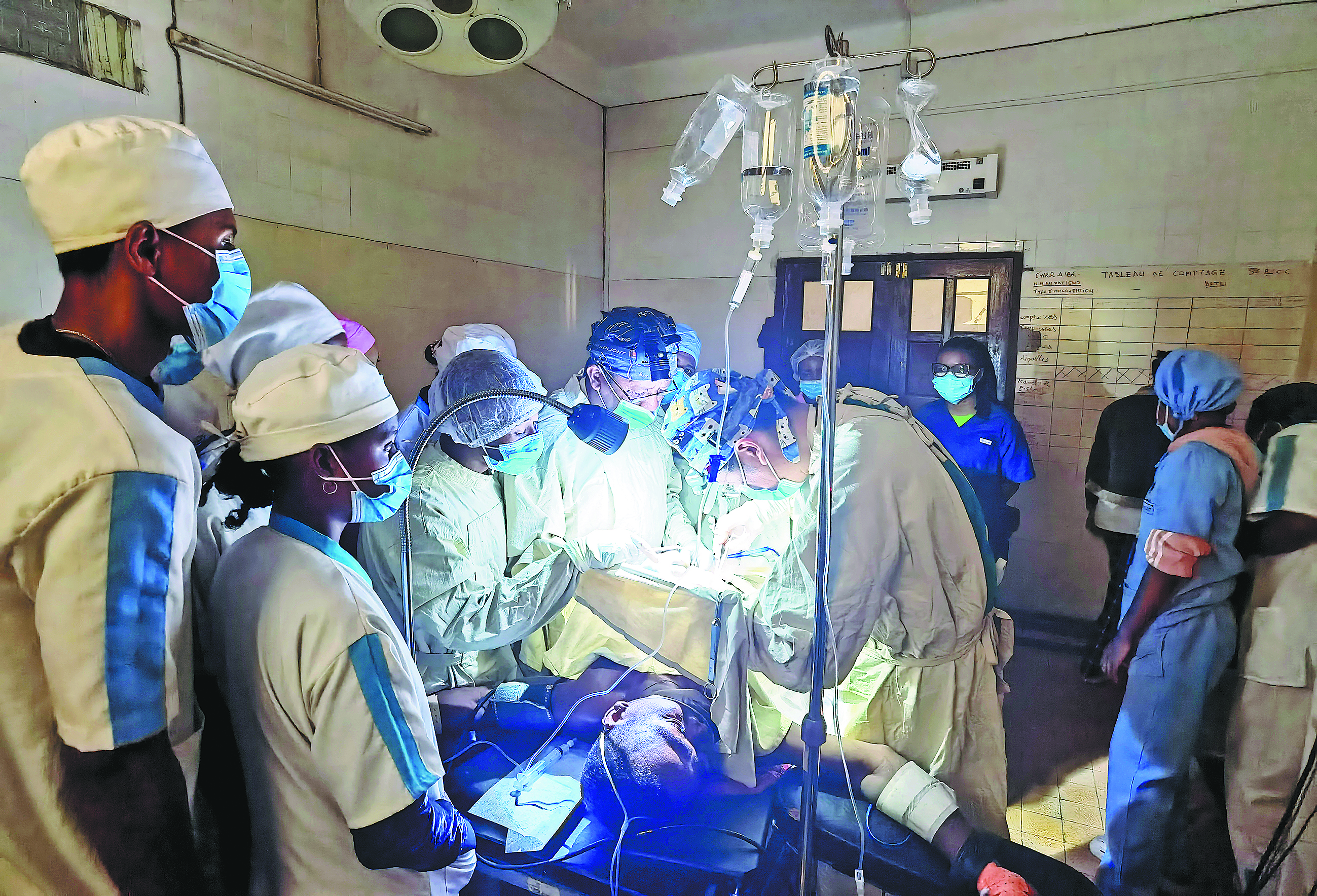 'Thank you, Chinese doctor!' echoes across 50 years of trust