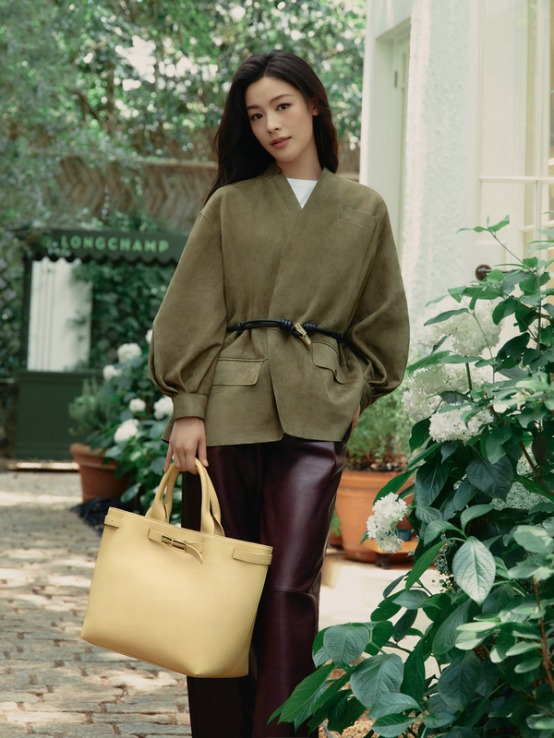Longchamp finds a muse in opera star and actress Chen Lijun