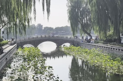 A timeless Beijing waterscape