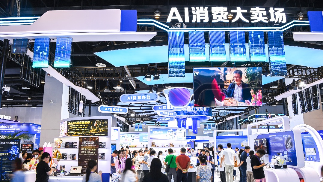 China's consumption shifts toward smart, health-related products