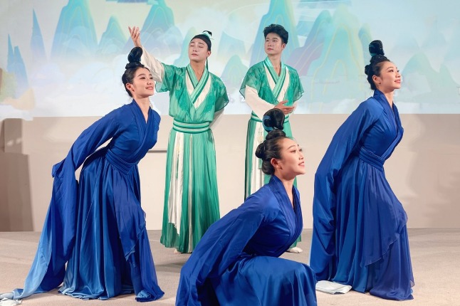 ‘A Moonment to Remember: Fascinating Hubei’ enchants Berlin