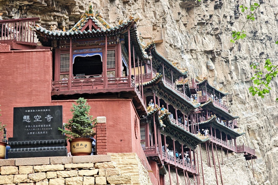 Longer holidays and deeper experiences drive China's travel boom
