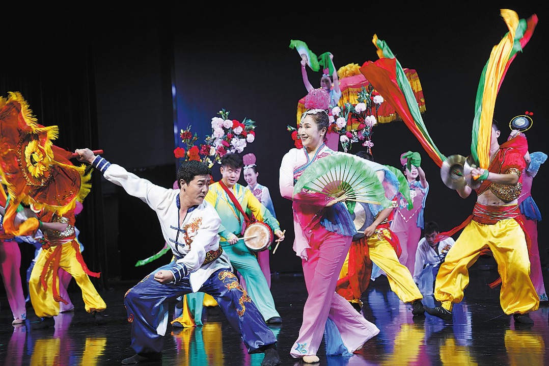 Folk dance moves become surprise online hit