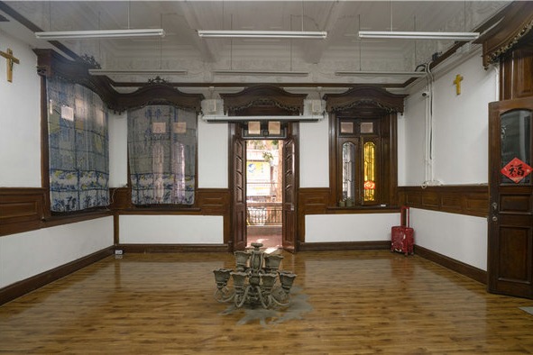 Old walls open new windows for contemporary art