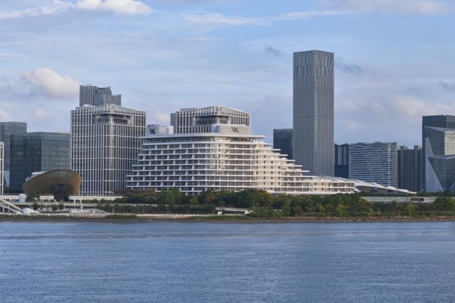 Luxury voyage in the heart of Shanghai