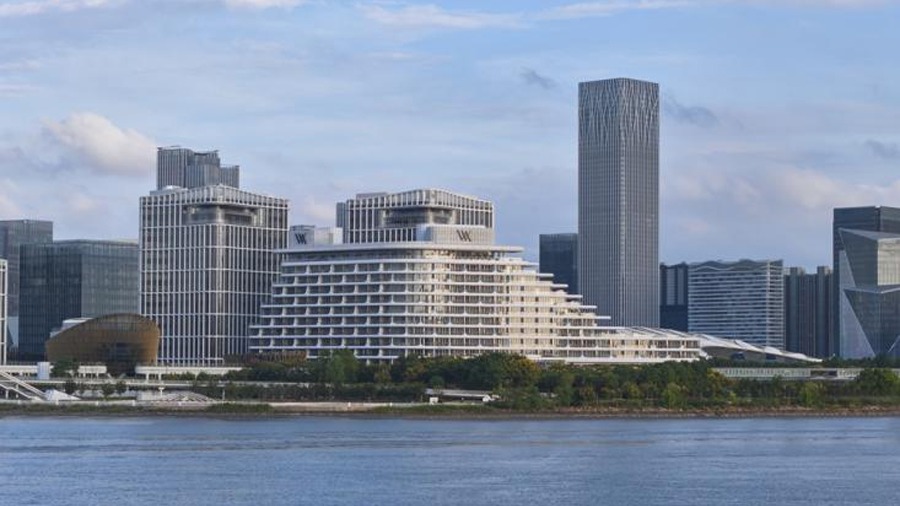 Luxury voyage in the heart of Shanghai